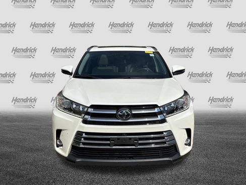 Used 2019 Toyota Highlander Limited Platinum AWD/4WD image 3