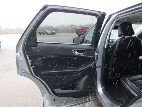 Used 2024 Ford Edge SEL w/ Convenience Package image 38