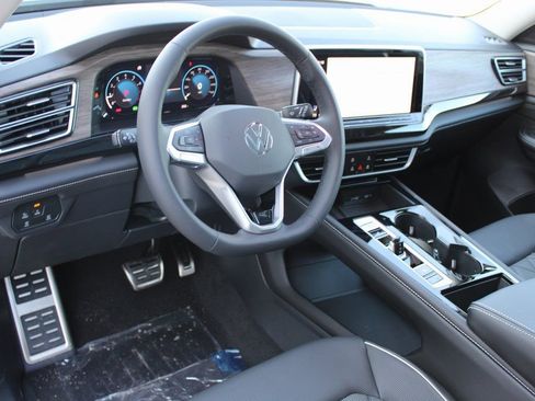New 2026 Volkswagen Atlas SEL Premium R-Line AWD/4WD image 8
