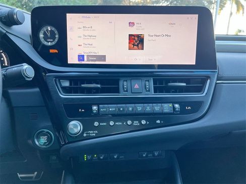 Certified 2023 Lexus ES 350 F Sport image 12