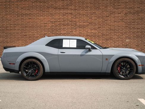 Used 2021 Dodge Challenger R/T Scat Pack RWD image 8