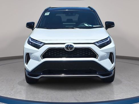 Used 2025 Toyota RAV4 XSE w/ Premium Package AWD/4WD image 2