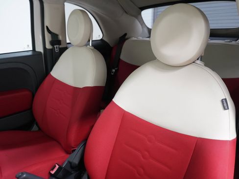 Used 2015 FIAT 500 Pop image 10