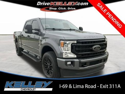 Used 2022 Ford F250 XLT w/ Black Appearance Package AWD/4WD image 1