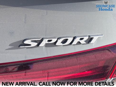 Used 2025 Honda Civic Sport image 11
