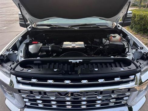 Used 2020 Chevrolet Silverado 2500 LTZ w/ LTZ Plus Package AWD/4WD image 15