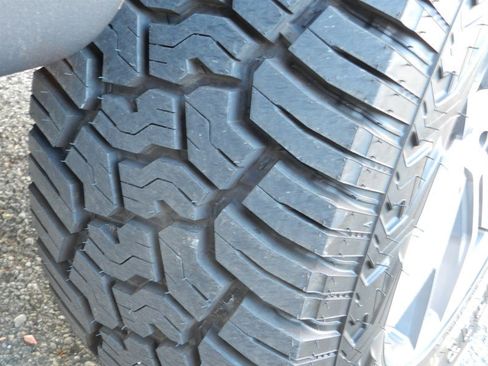 Used 2024 Ford Bronco Outer Banks image 52