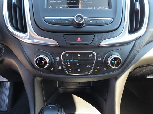 Used 2019 Chevrolet Equinox LT image 23