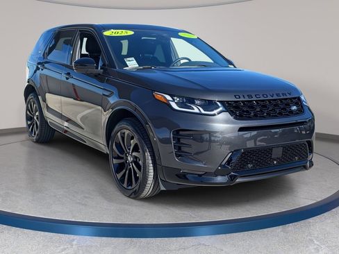Certified 2025 Land Rover Discovery Sport Dynamic SE image 3