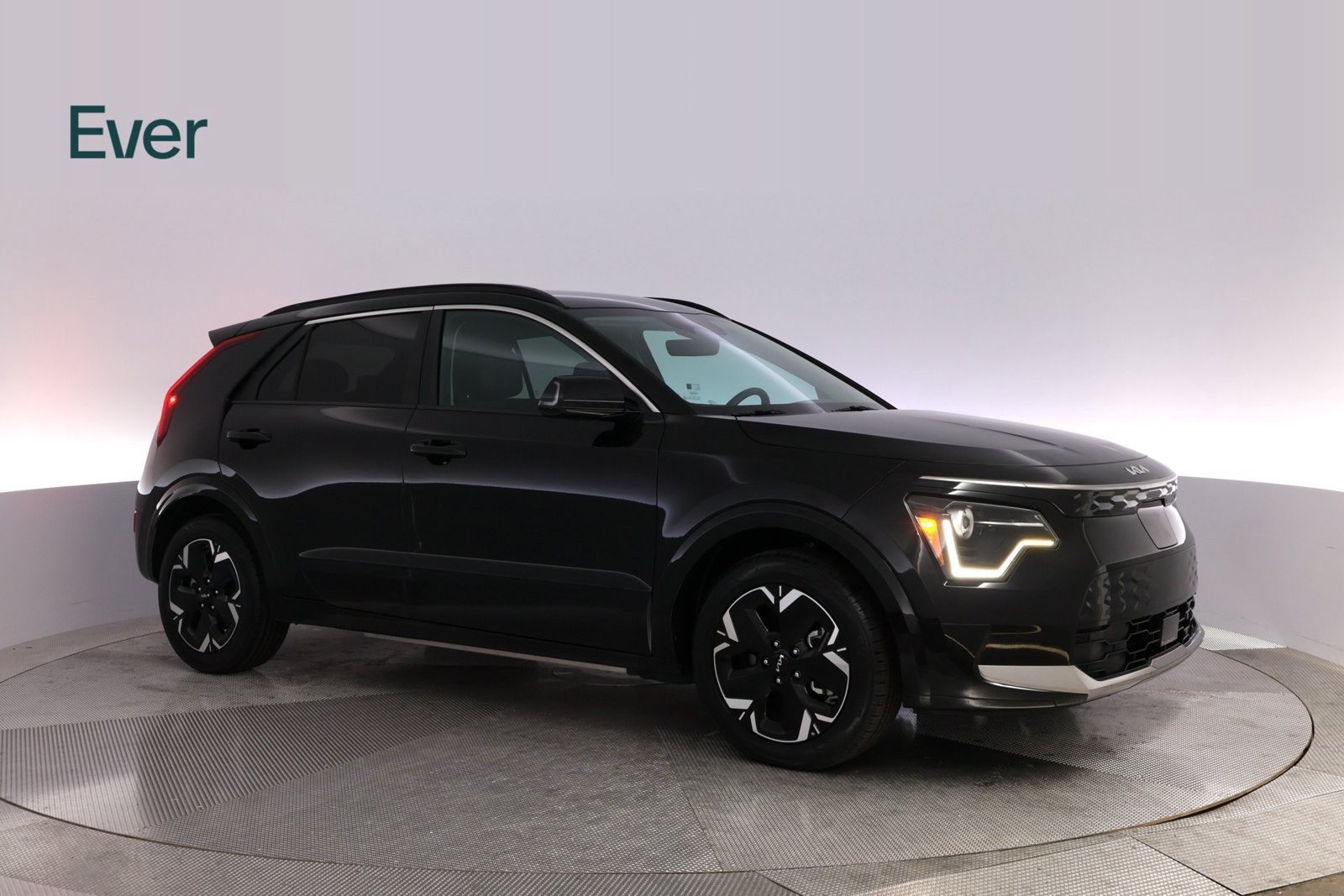 Used 2025 Kia Niro Wind w/ Wind Preserve Package FWD image 14