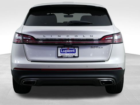 Used 2019 Lincoln Nautilus Reserve w/ Ultimate Package image 9