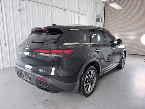 Certified 2023 INFINITI QX60 Luxe w/ Cargo Package FWD image 5
