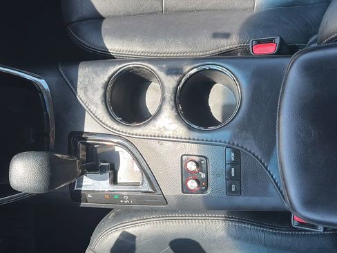 Used 2015 Toyota Avalon XLE FWD image 15