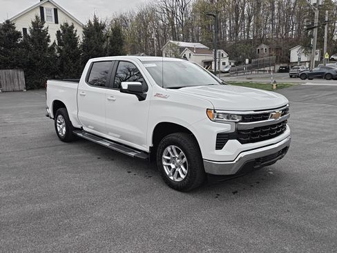 Certified 2026 Chevrolet Silverado 1500 LT AWD/4WD image 7