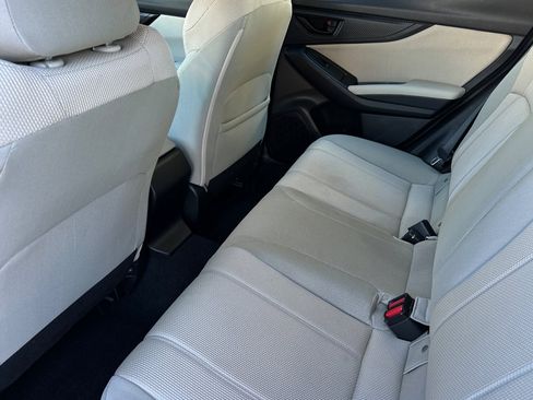 Used 2021 Subaru Impreza 2.0i Premium image 11