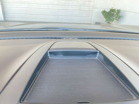 Used 2024 Ford Edge SEL image 18