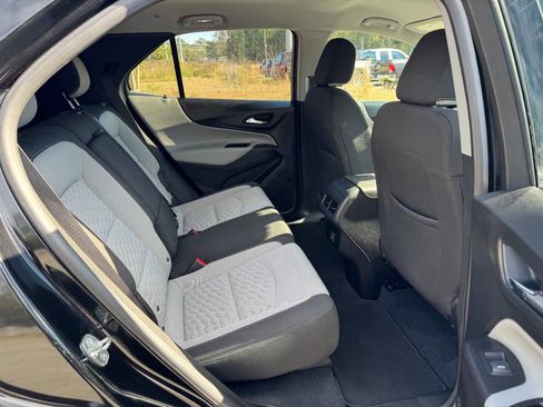 Used 2019 Chevrolet Equinox LT image 14