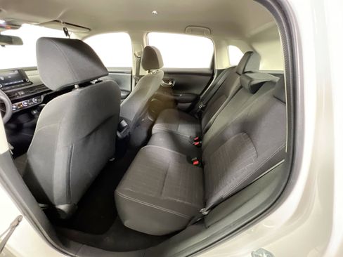 Used 2023 Honda HR-V LX image 22