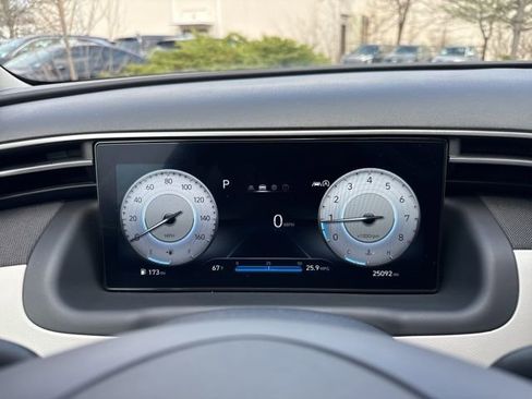 Used 2023 Hyundai Tucson SEL w/ Convenience Package image 8