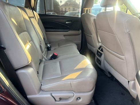 Used 2016 Honda Pilot Touring image 45