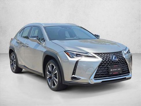 Used 2021 Lexus UX 250h w/ Accessory Package (Z2) AWD/4WD image 3