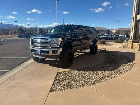 Used 2012 Ford F250 Lariat w/ Lariat Ultimate Pkg image 3