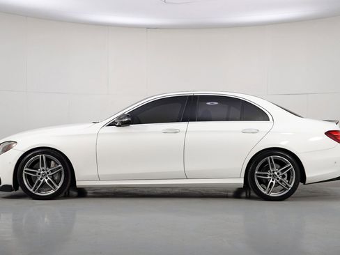Used 2019 Mercedes-Benz E 300 image 8