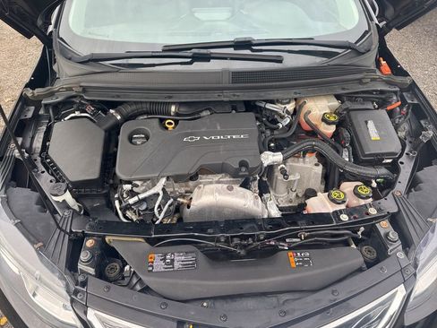 Used 2017 Chevrolet Volt LT w/ Comfort Package image 45