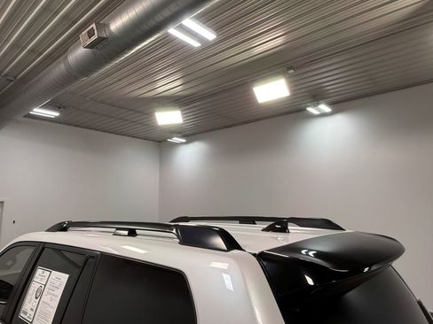 Used 2023 Lexus GX 460 image 43