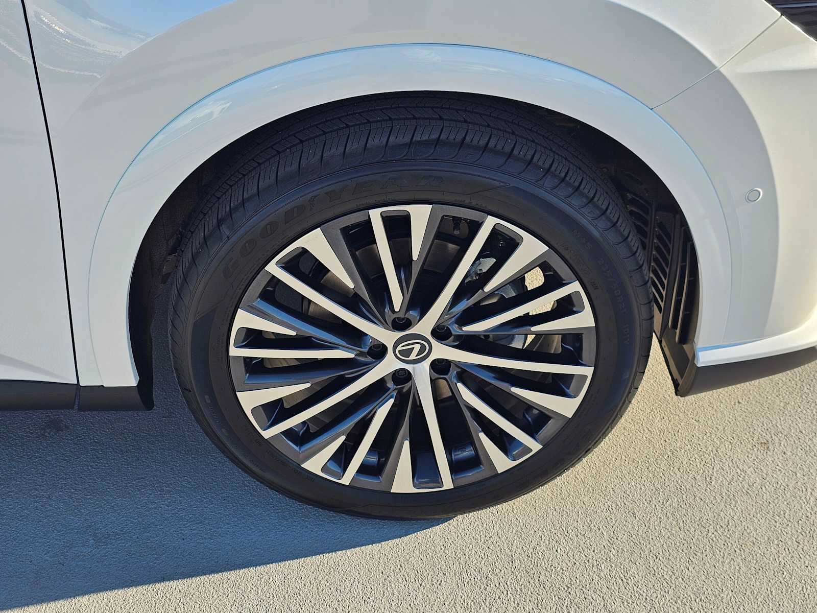 New 2026 Lexus RX 350 AWD/4WD image 9