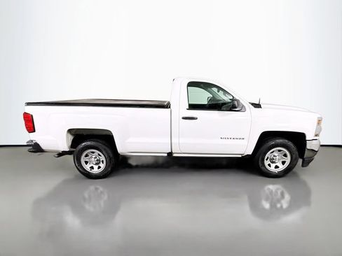 Used 2018 Chevrolet Silverado 1500 W/T w/ Chrome Bumper Package RWD image 5