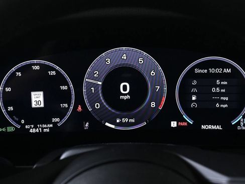 Used 2025 Porsche 911 Carrera w/ Sport Chrono Package RWD image 14