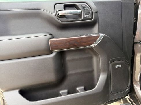 Used 2020 GMC Sierra 1500 SLT w/ SLT Premium Plus Package image 12