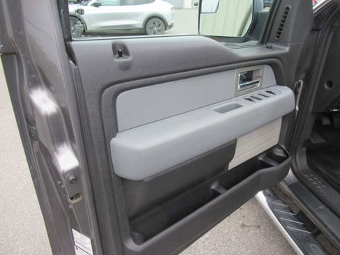 Used 2011 Ford F150 XLT w/ XLT Chrome Pkg image 25