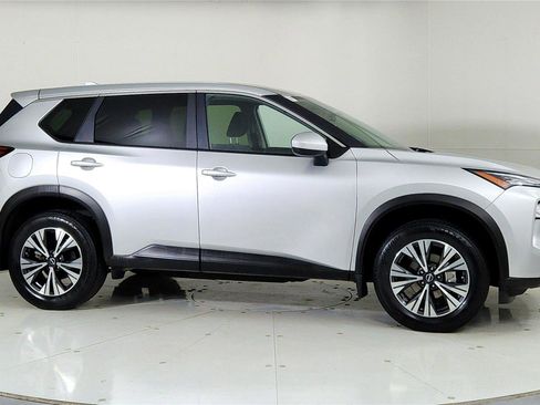 Certified 2023 Nissan Rogue SV image 8
