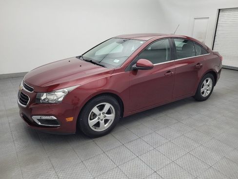 Used 2016 Chevrolet Cruze LT FWD image 2