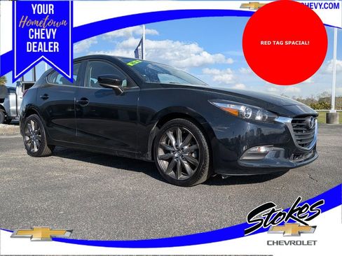Used 2018 MAZDA MAZDA3 Touring FWD image 1