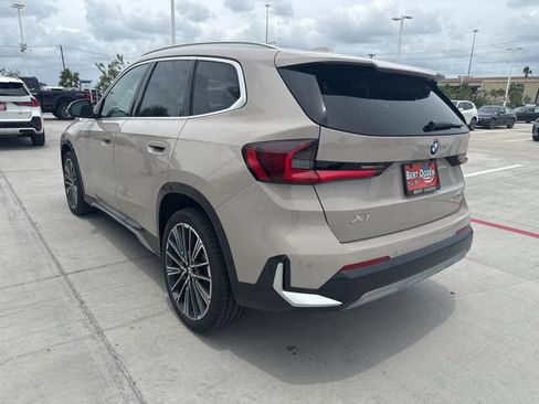 New 2026 BMW X1 xDrive28i w/ Convenience Package AWD/4WD image 4