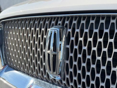 Used 2020 Lincoln Navigator Reserve w/ Equipment Group 208A Reserve AWD/4WD image 5