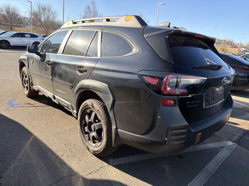 Used 2022 Subaru Outback Wilderness image 8