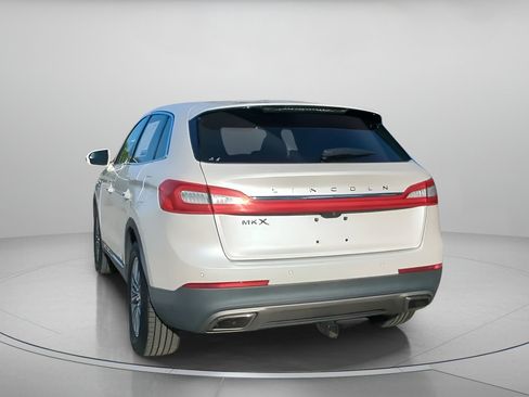 Used 2016 Lincoln MKX Select image 21