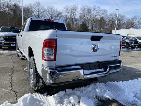 Used 2023 RAM 2500 Tradesman w/ Chrome Appearance Group image 4