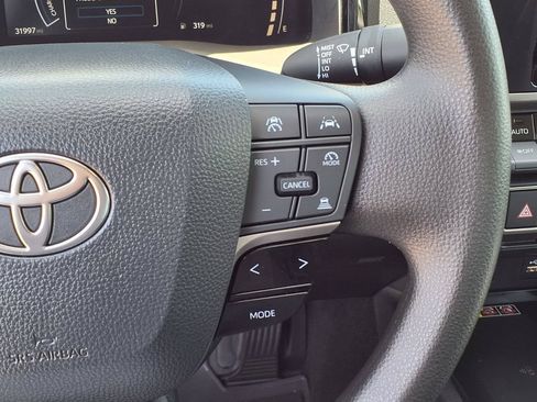 Used 2025 Toyota Camry LE FWD image 29
