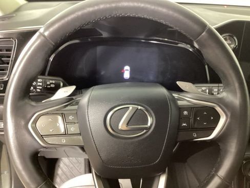 Used 2022 Lexus NX 350h AWD w/ Vision Package image 15
