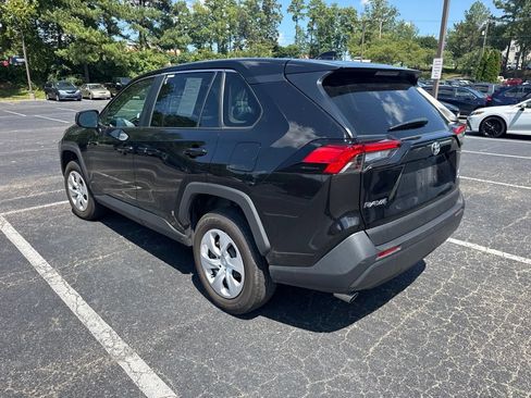 Used 2025 Toyota RAV4 LE AWD/4WD image 6
