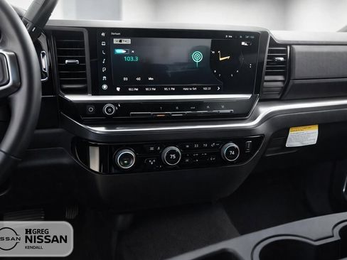 Used 2024 Chevrolet Silverado 1500 LT RWD image 9