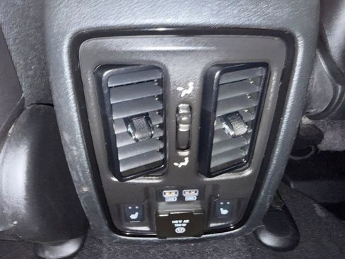 Used 2024 Dodge Durango GT AWD/4WD image 14