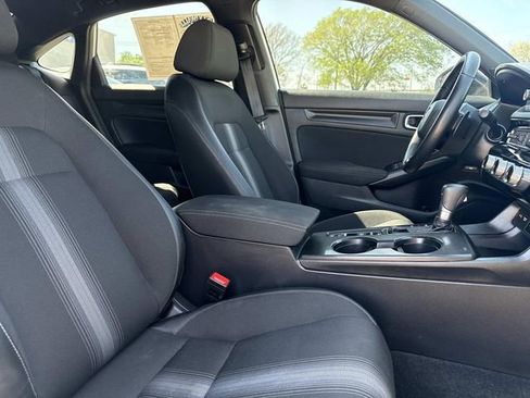 Used 2025 Honda Civic Sport image 8