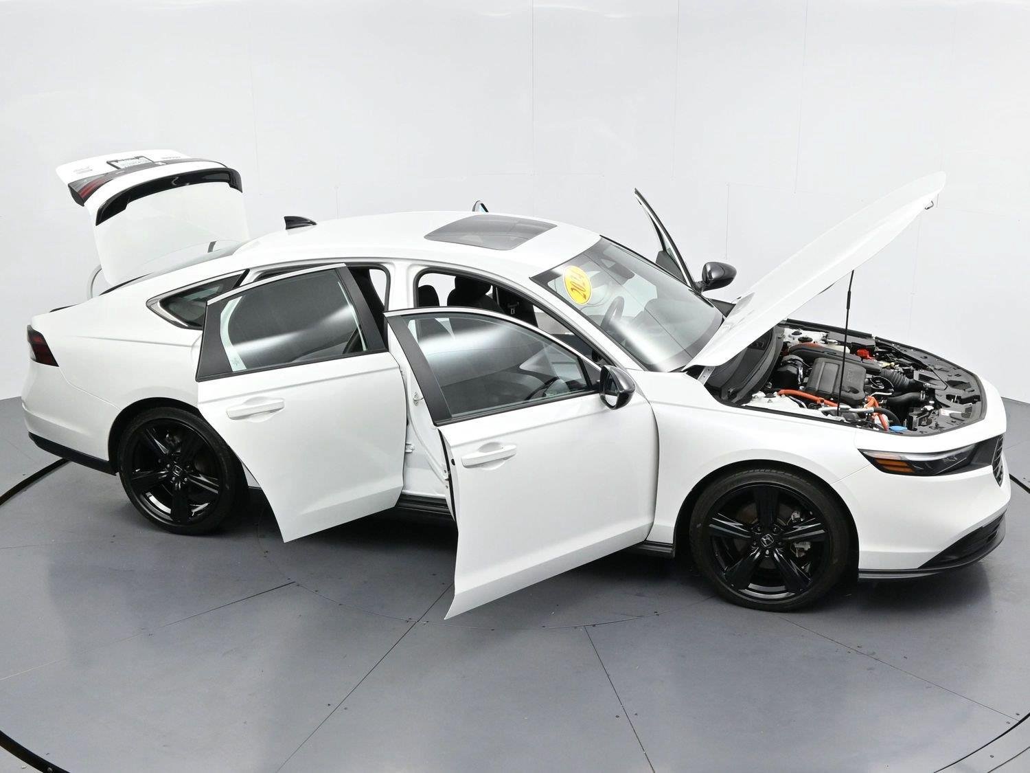 Used 2024 Honda Accord Sport image 42