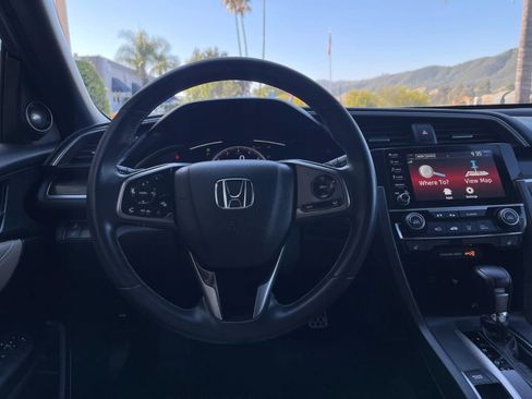 Used 2020 Honda Civic Sport Touring image 10